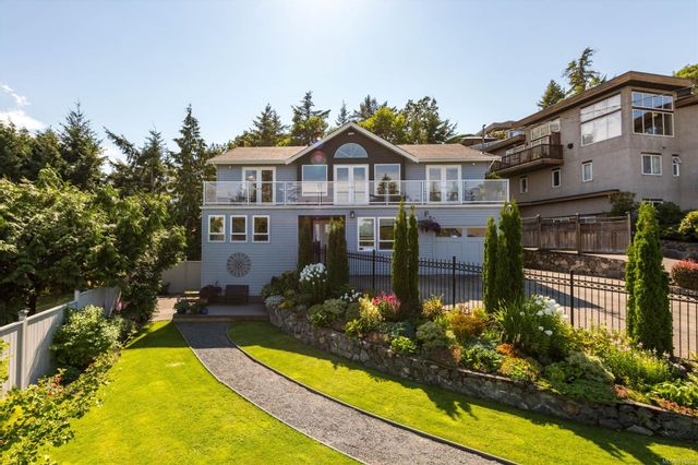 Colwood All Real Estate and Homes for Sale $300K-$400K