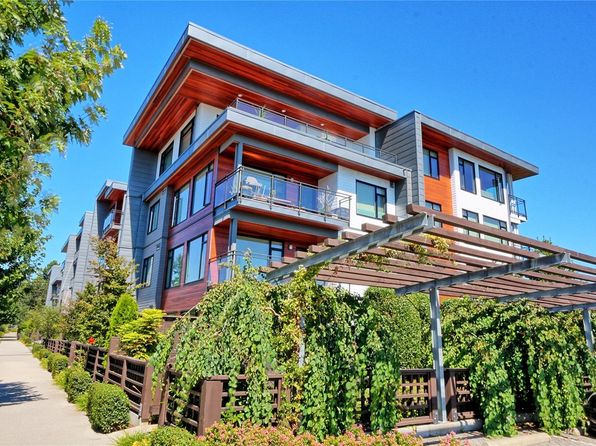 Saanich East 3 Bedroom Condo Listings For Sale Saanich East 3 Bedroom Condo Listings For Sale